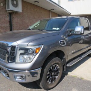 2017 Nissan Titan Sl