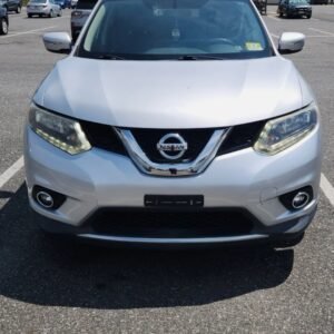 Nissan Rogue 2015  SV 2015 Nissan Rogue SV Sport Utility 4-door 2.5l